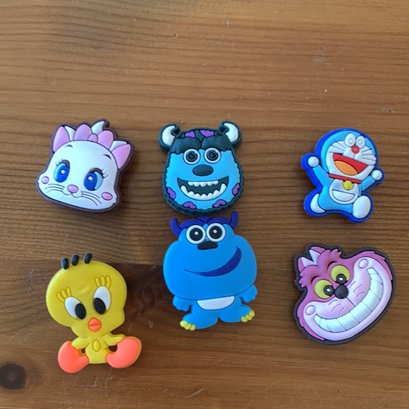 12 Assorted Jibitz/Charms for Crocs NWT - Picture 2 of 4